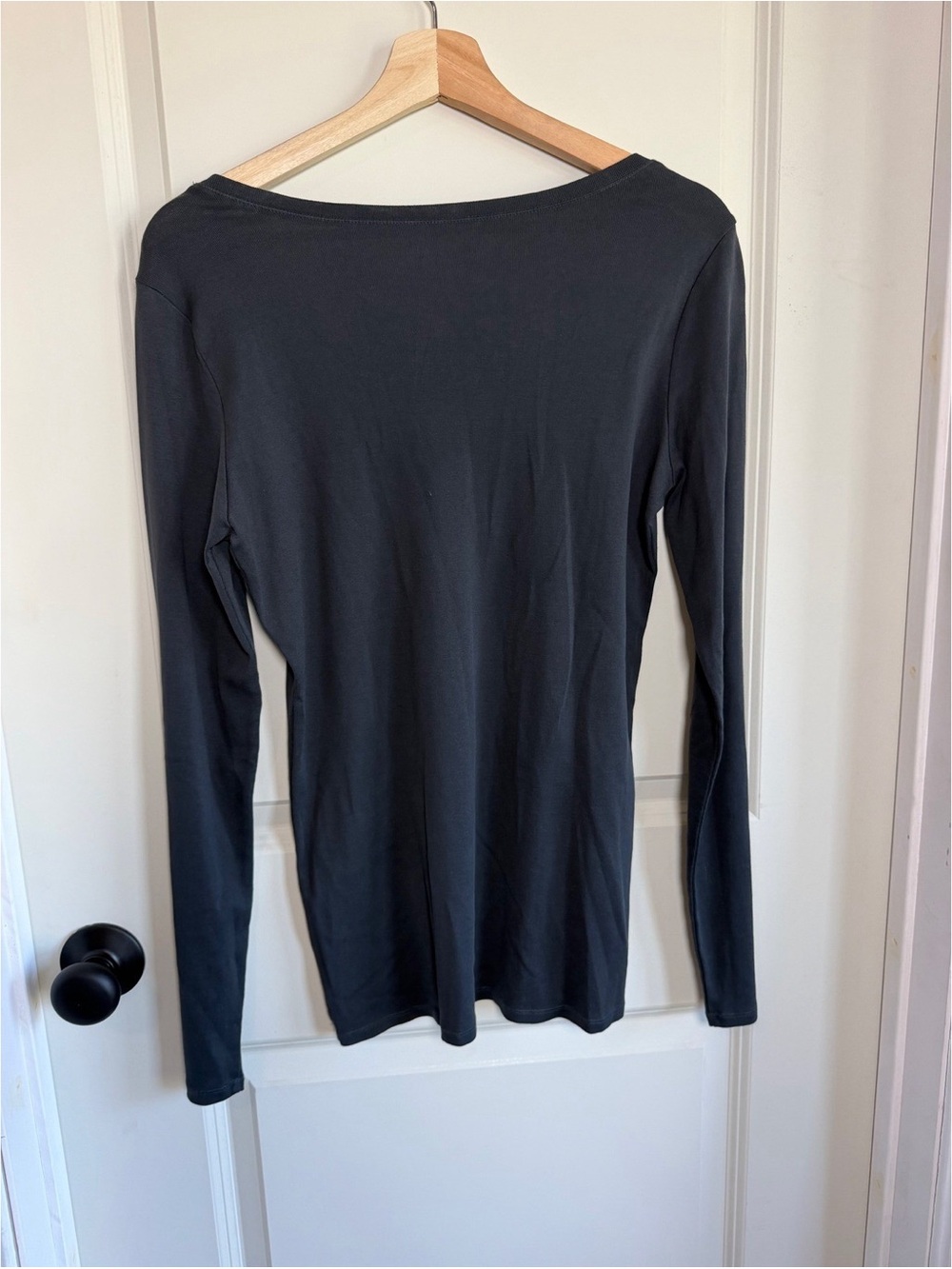 Eileen Fisher Womens Medium Black 100% Organic Cotton Scoop Neck Top - Picture 5 of 5